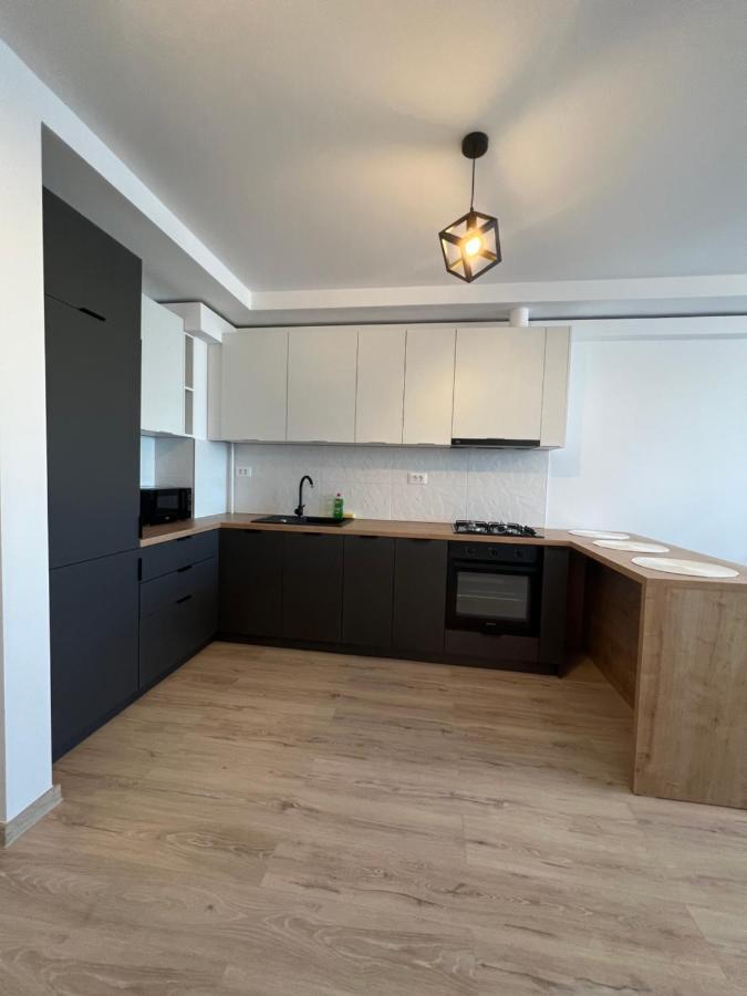 Avanera Sunny Apartment *